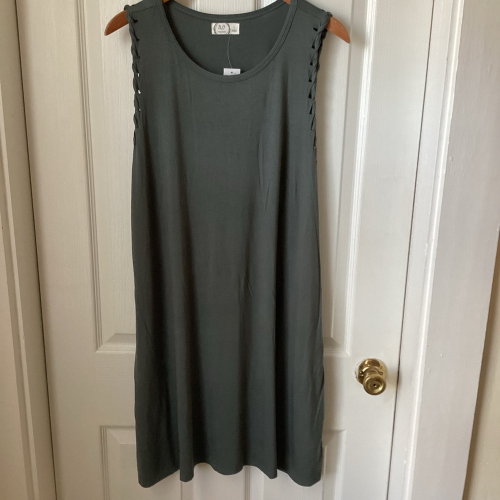 MAURICES: 24/7 olive army green sleeveless twisted arm shift dress 1X